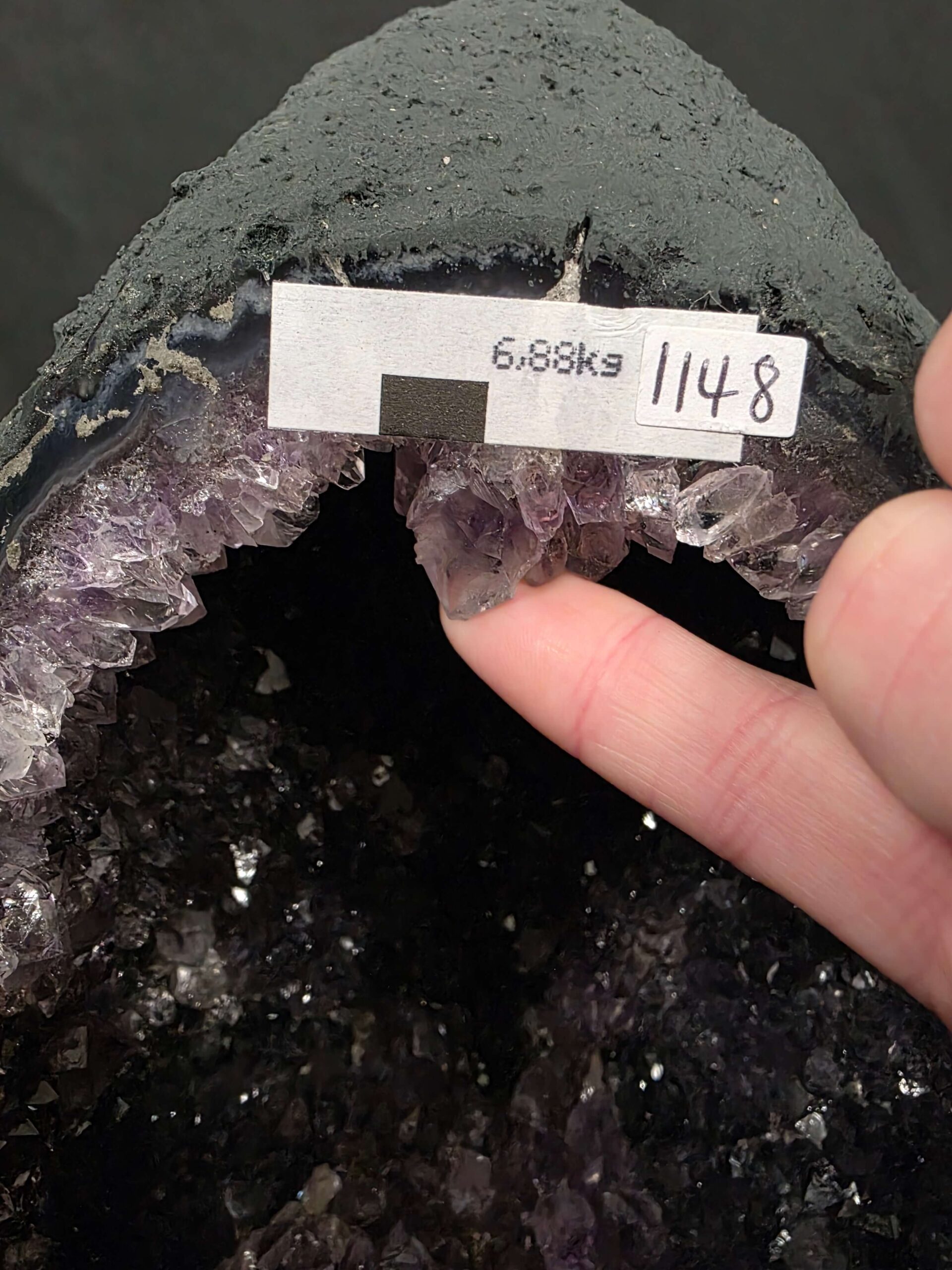 Amethyst Crystal Geode 1148 Premium Queen Grade 6.88kg H28xW19xD13cm - Image 9