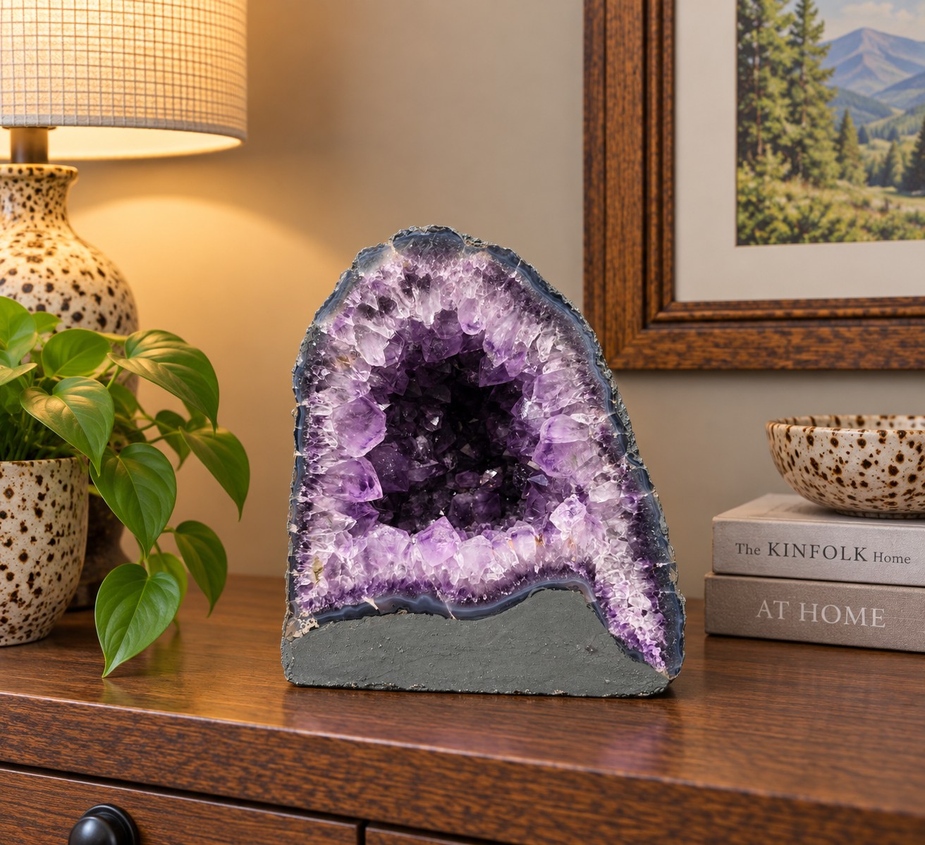 Amethyst Crystal Geode 1149 Premium Queen Grade 8.38kg H23xW21xD16cm