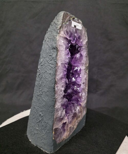 Amethyst Crystal Geode 1153 Premium Queen Grade 9.5kg H33xW17xD13cm - Image 4