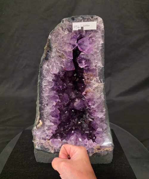 Amethyst Crystal Geode 1156 Premium Queen Grade 8.9kg H33xW19xD12cm - Image 5