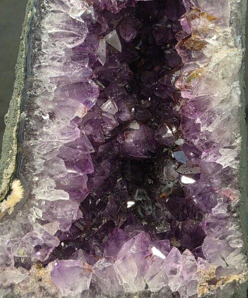 Amethyst Crystal Geode 1156 Premium Queen Grade 8.9kg H33xW19xD12cm - Image 10