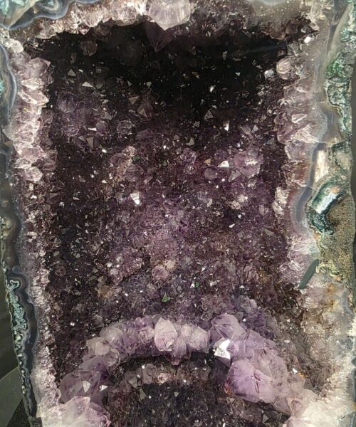 Amethyst Crystal Geode 1158 Premium Queen Grade 9.85kg H34xW18xD13cm - Image 6