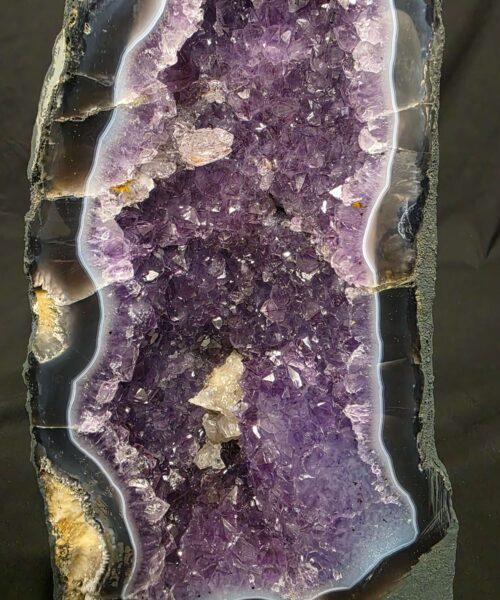 Amethyst Crystal Geode 1163 Premium Queen Grade 9.51kg H36xW17xD13cm - Image 8