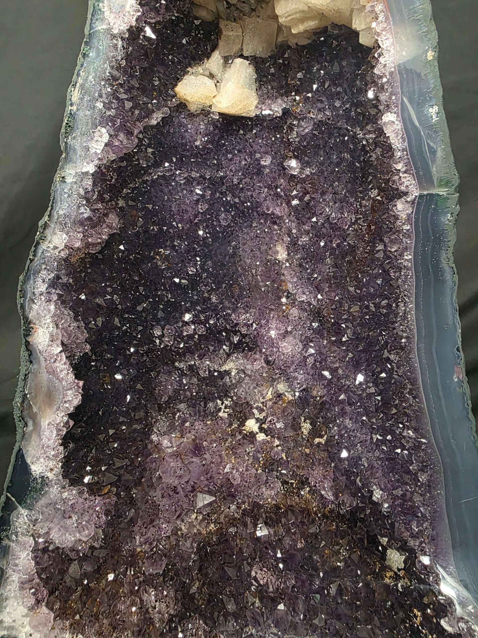 Amethyst Crystal Geode 1165 Premium Queen Grade 10.94kg H38xW22xD12cm - Image 7