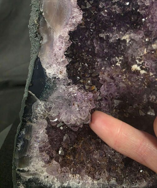 Amethyst Crystal Geode 1165 Premium Queen Grade 10.94kg H38xW22xD12cm - Image 8