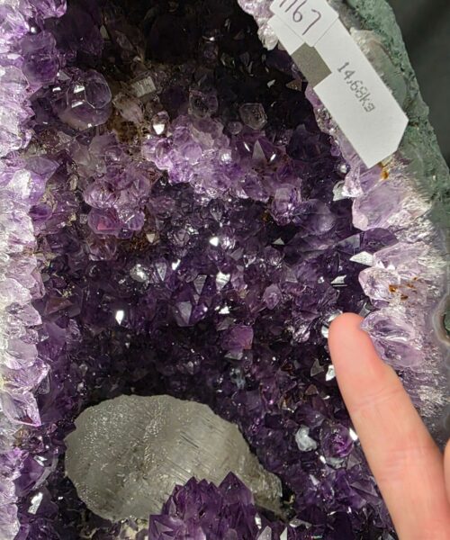 Amethyst Crystal Geode 1167 Premium Queen Grade 14.28kg H38xW21xD18cm - Image 9