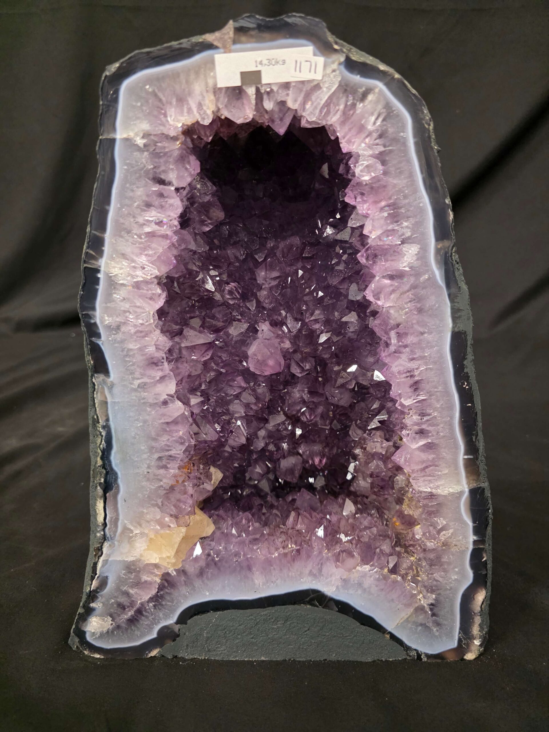 Amethyst Crystal Geode 1171 Premium Queen Grade 14.3kg H34xW26xD16cm - Image 2