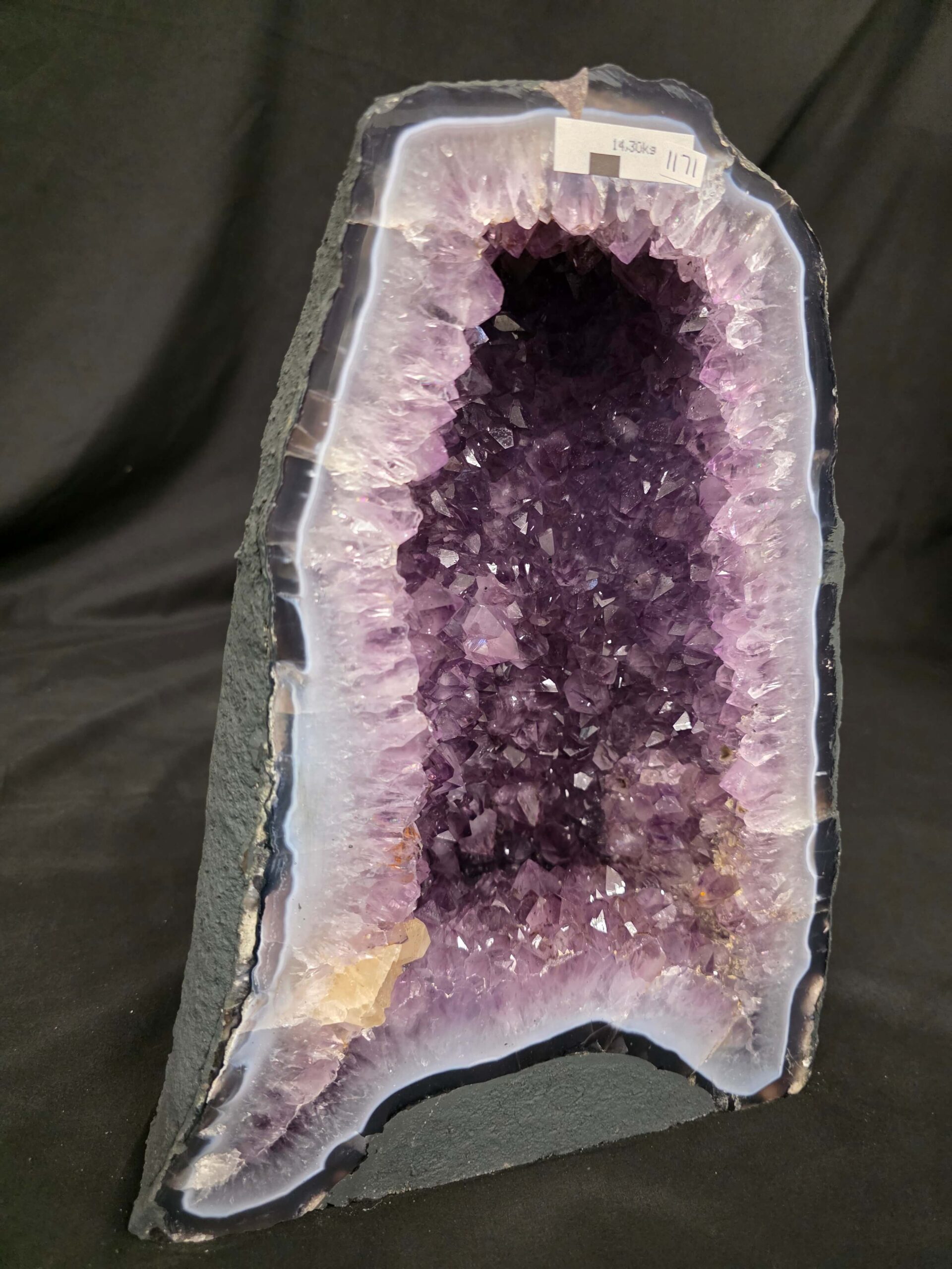 Amethyst Crystal Geode 1171 Premium Queen Grade 14.3kg H34xW26xD16cm - Image 3