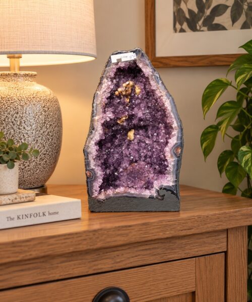 Amethyst Crystal Geode 1172 Premium Queen Grade 13.32kg H39xW23xD14cm