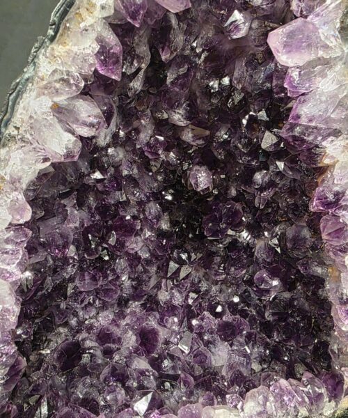 Amethyst Crystal Geode 1173 Premium Queen Grade 13.11kg H37xW28xD16cm - Image 7