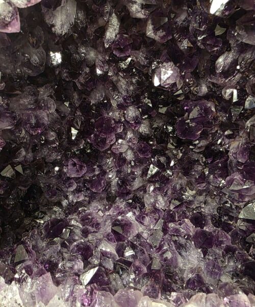 Amethyst Crystal Geode 1173 Premium Queen Grade 13.11kg H37xW28xD16cm - Image 8