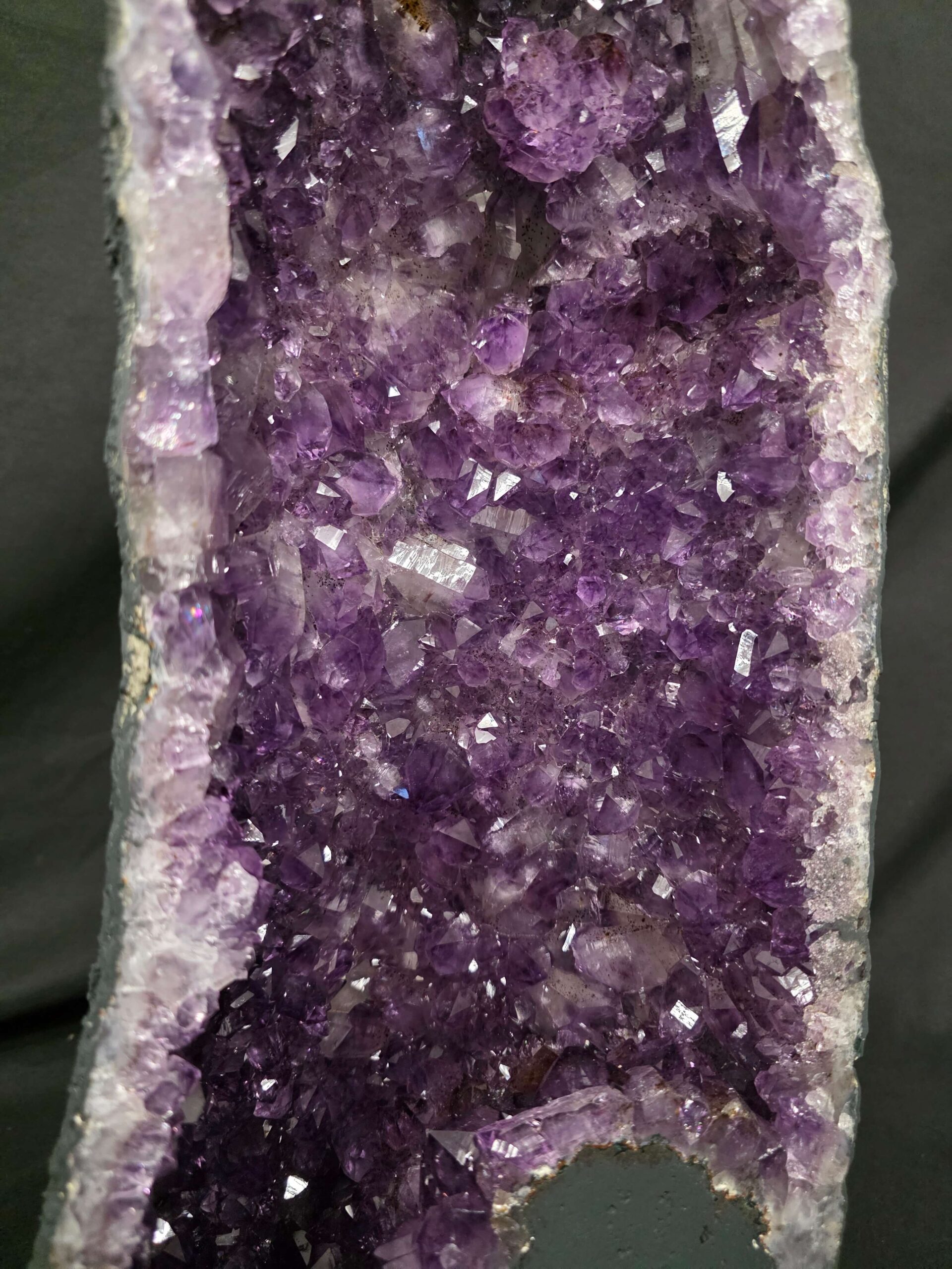 Tall Amethyst Crystal Geode 1178 Premium Queen Grade 13.88kg H51xW22xD15cm - Image 9