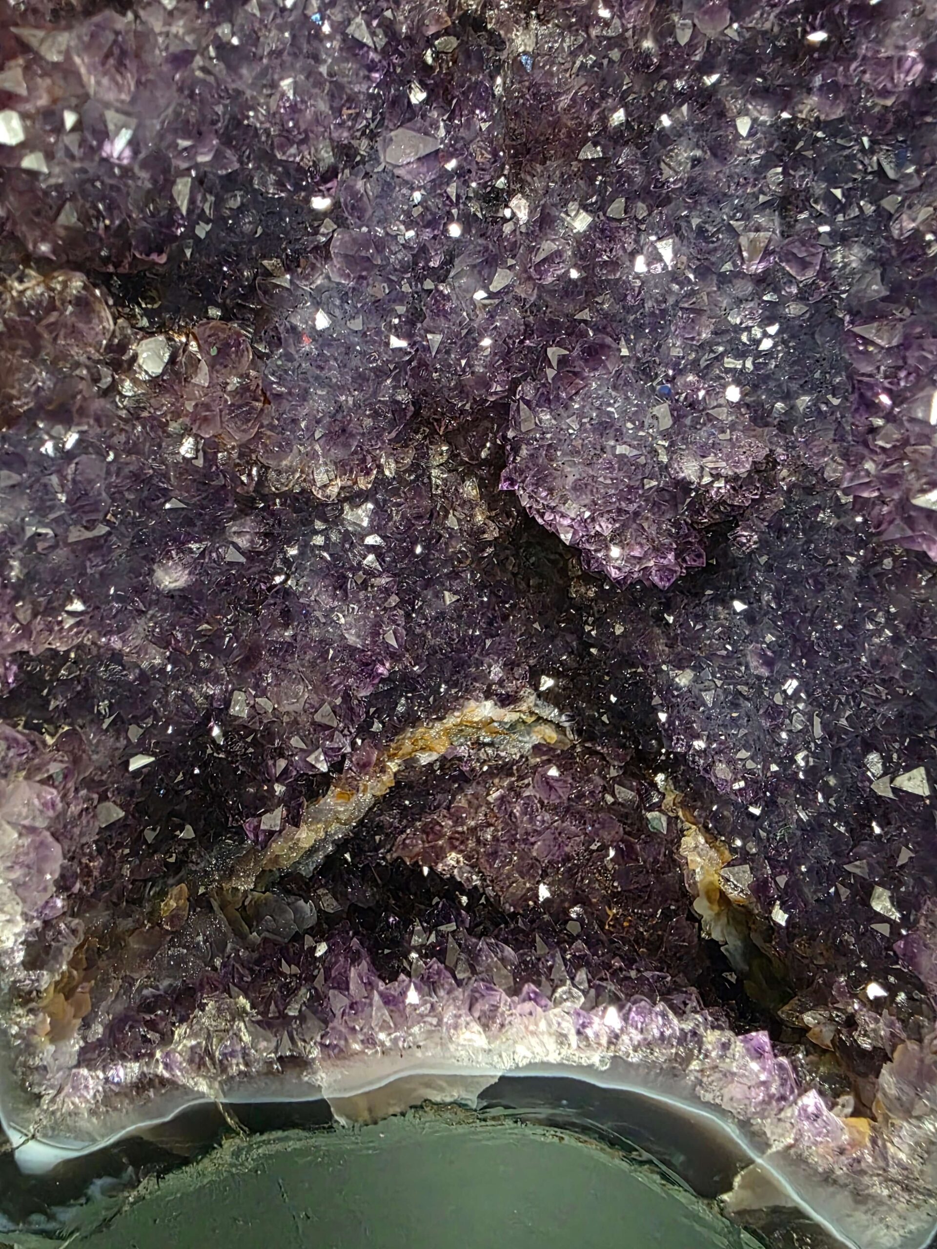 Tall Amethyst Crystal Geode 1179 Premium Queen Grade 12.37kg H49xW18xD17cm - Image 11