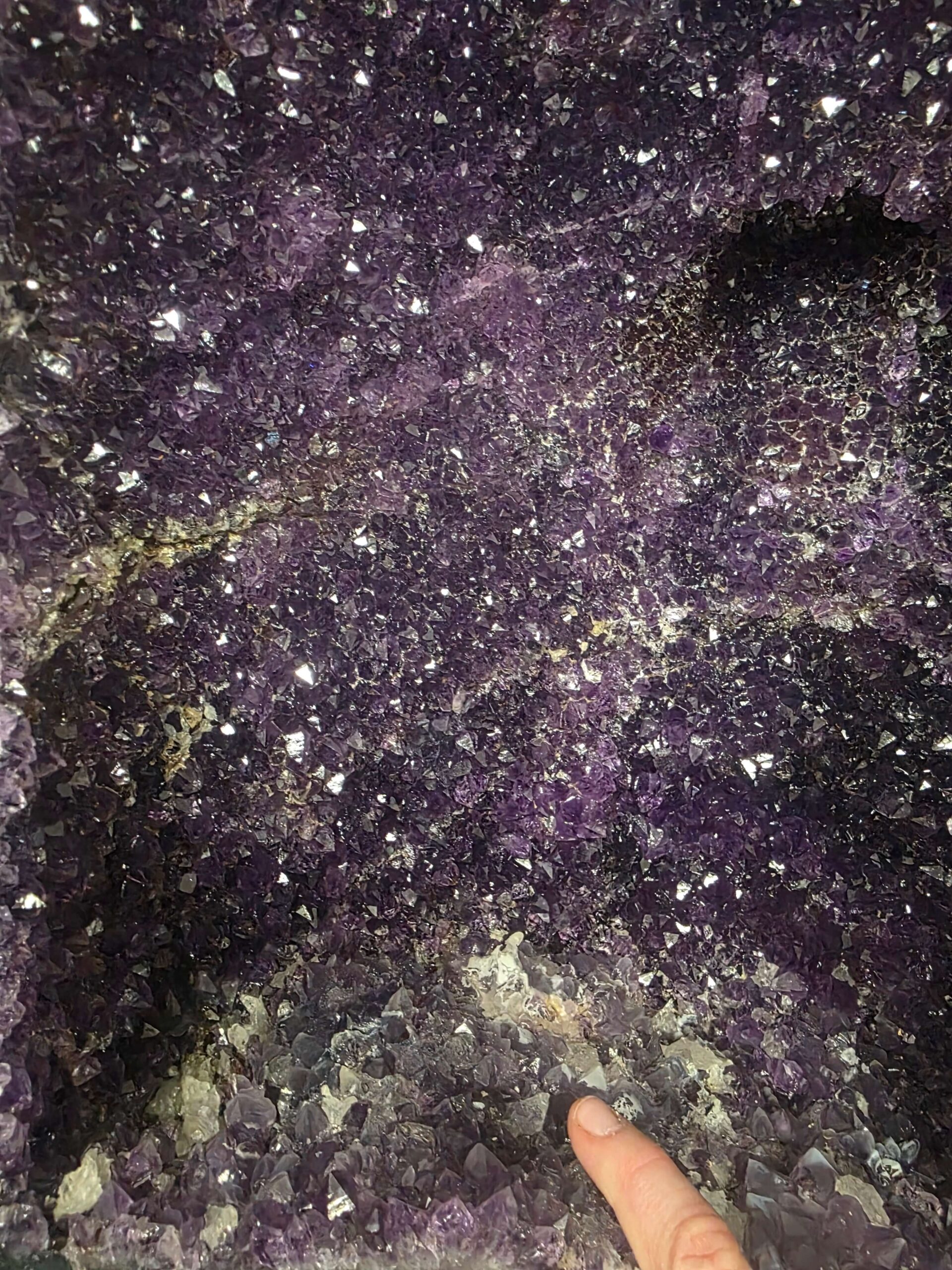 Tall Amethyst Crystal Geode 1180 Premium Queen Grade 14.59kg H47xW24xD16cm - Image 2