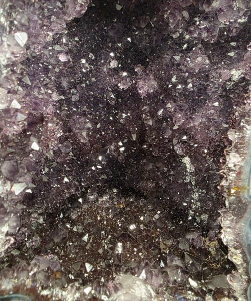 Amethyst Crystal Geode 1181 Premium Queen Grade 12.22kg H42xW19xD18cm - Image 11