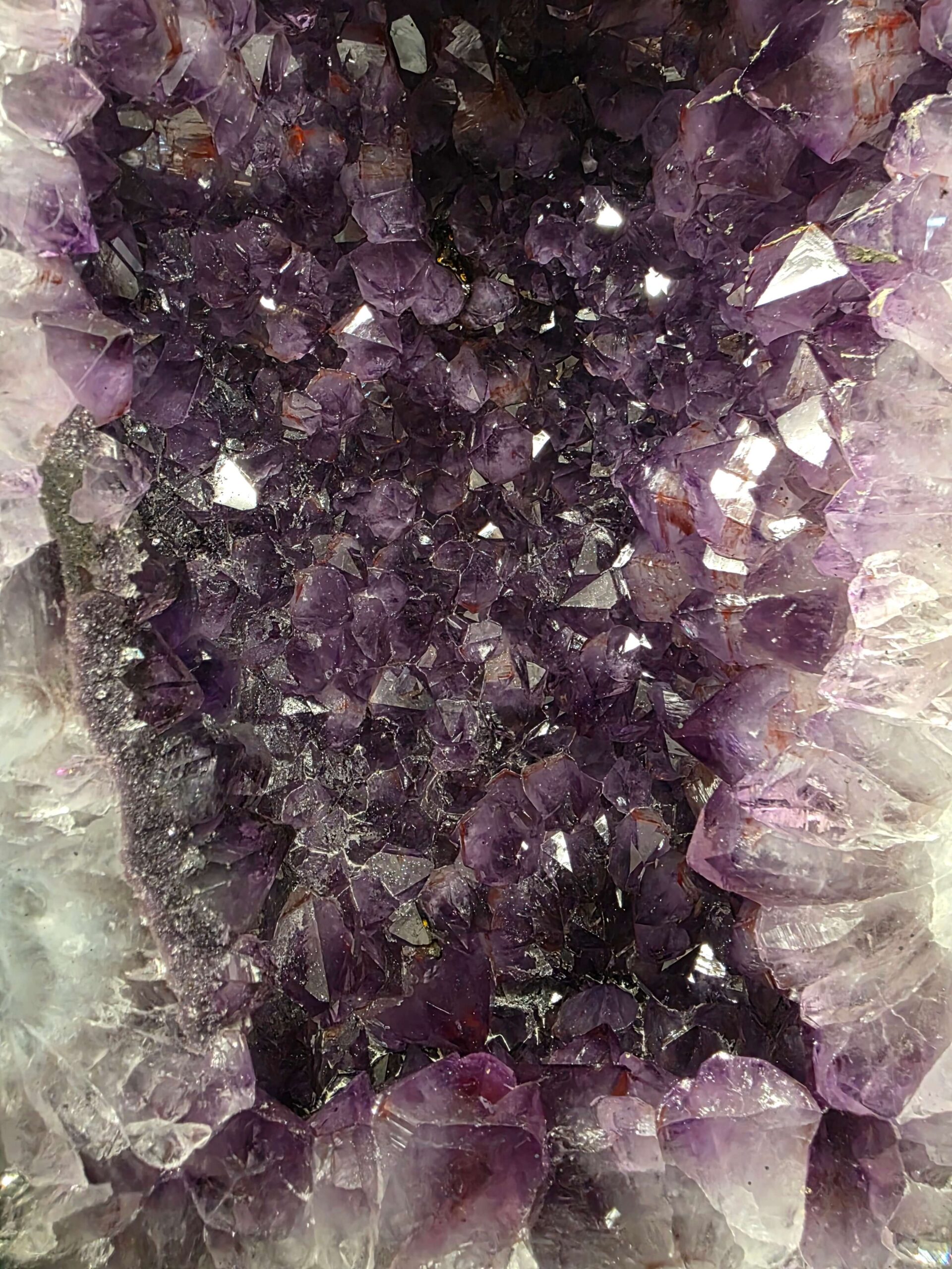 Amethyst Crystal Geode 1183 Premium Queen Grade 17.4kg H41xW20xD14cm - Image 8