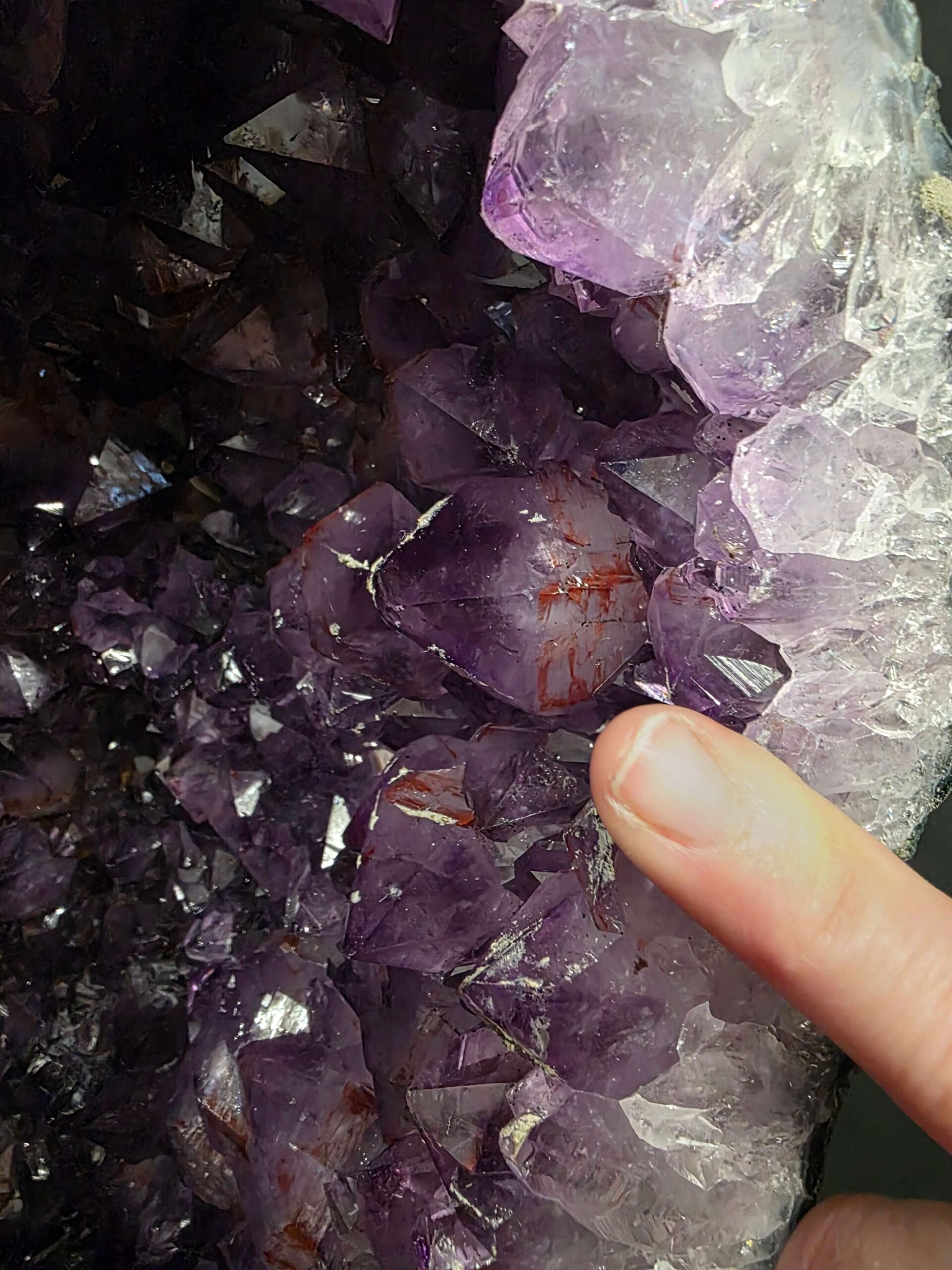 Amethyst Crystal Geode 1183 Premium Queen Grade 17.4kg H41xW20xD14cm - Image 9