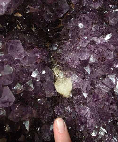 Tall Amethyst Crystal Geode 1189 Premium Queen Grade 17.03kg H59xW19xD13cm - Image 12
