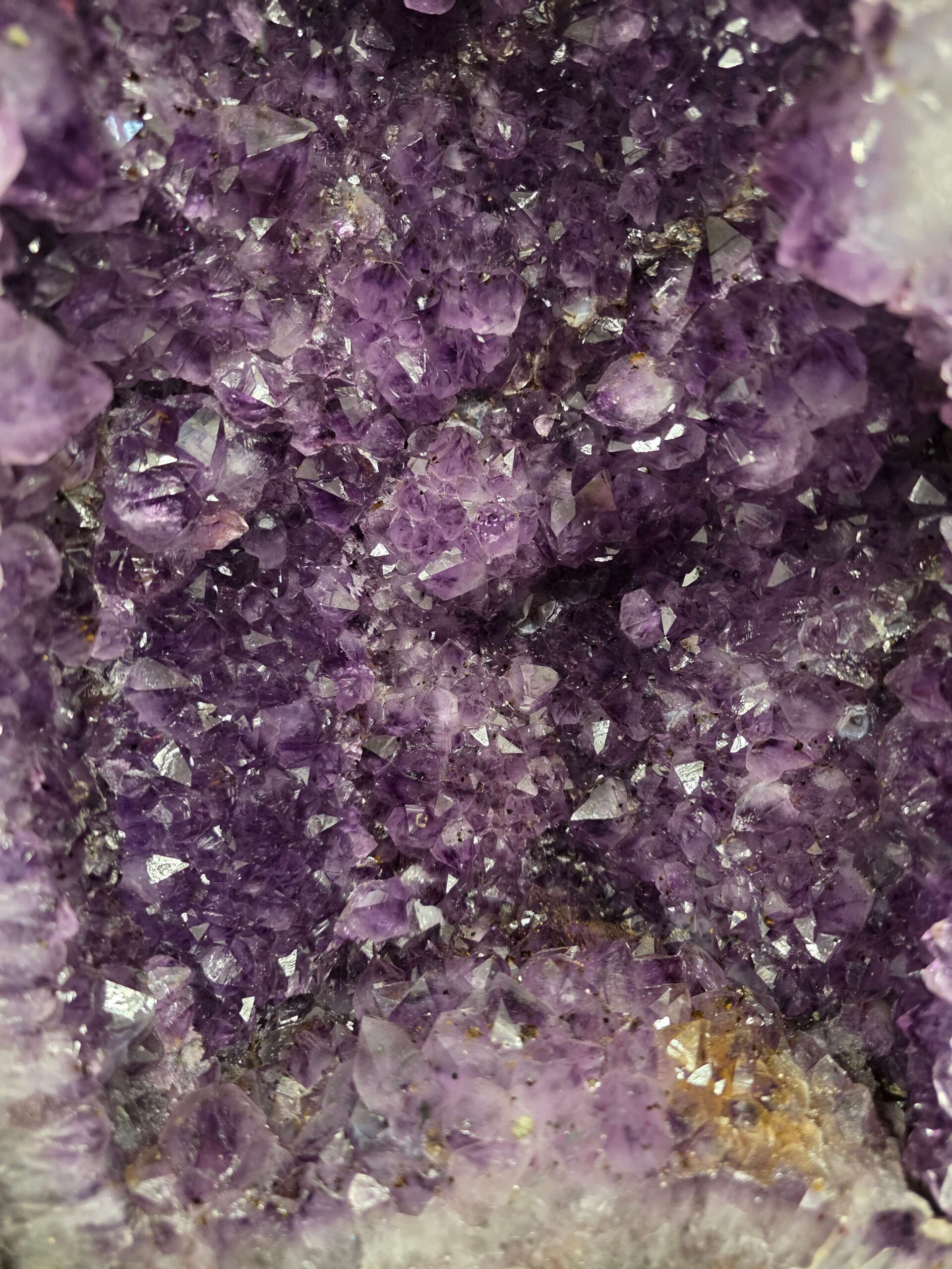 Tall Amethyst Crystal Geode 1193 Premium Queen Grade 20.96kg H59xW23xD17cm - Image 7