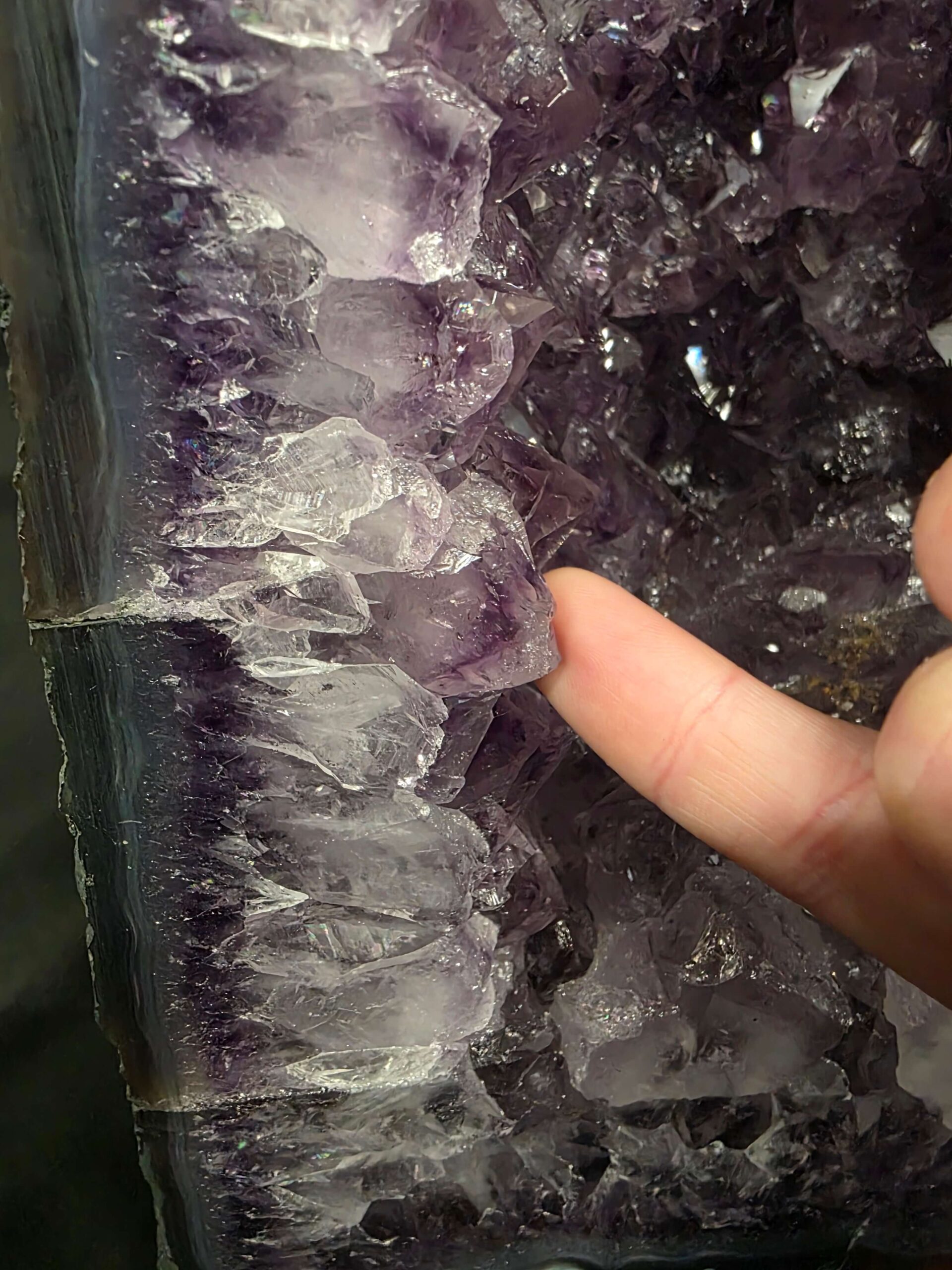 Tall Amethyst Crystal Geode 1198 Premium Queen Grade 20.01kg H59xW18xD20cm - Image 11