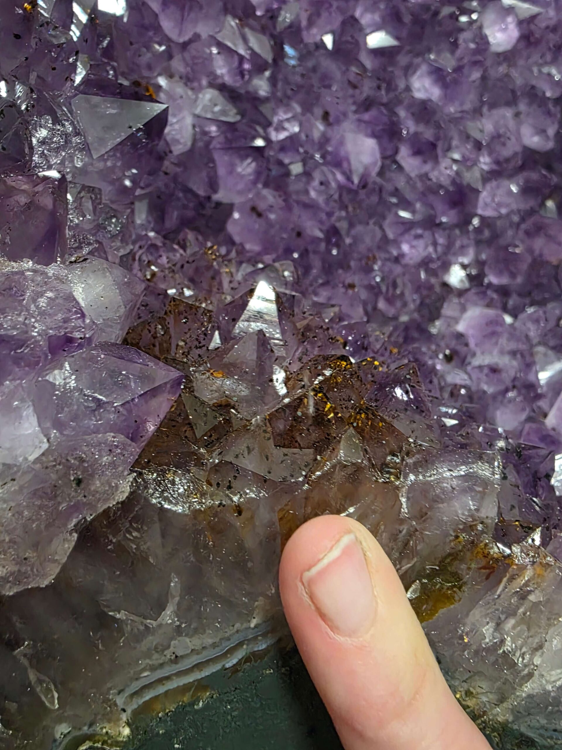 Tall Amethyst Crystal Geode 1199 Premium Queen Grade 25.38kg H50xW28xD17cm - Image 12