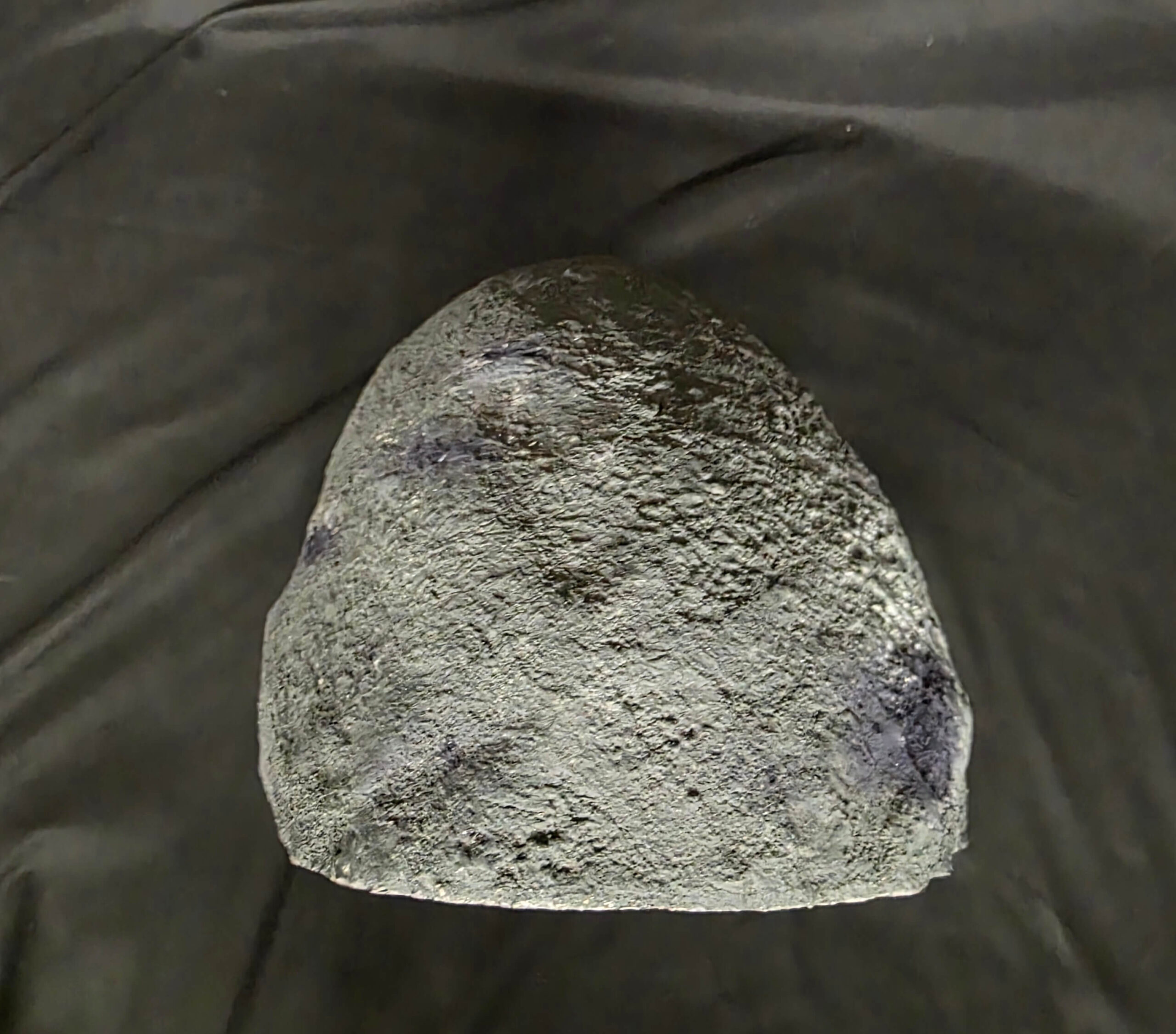 Tall Amethyst Crystal Geode 1200 Premium Queen Grade 23.89kg H51xW22xD16cm - Image 9