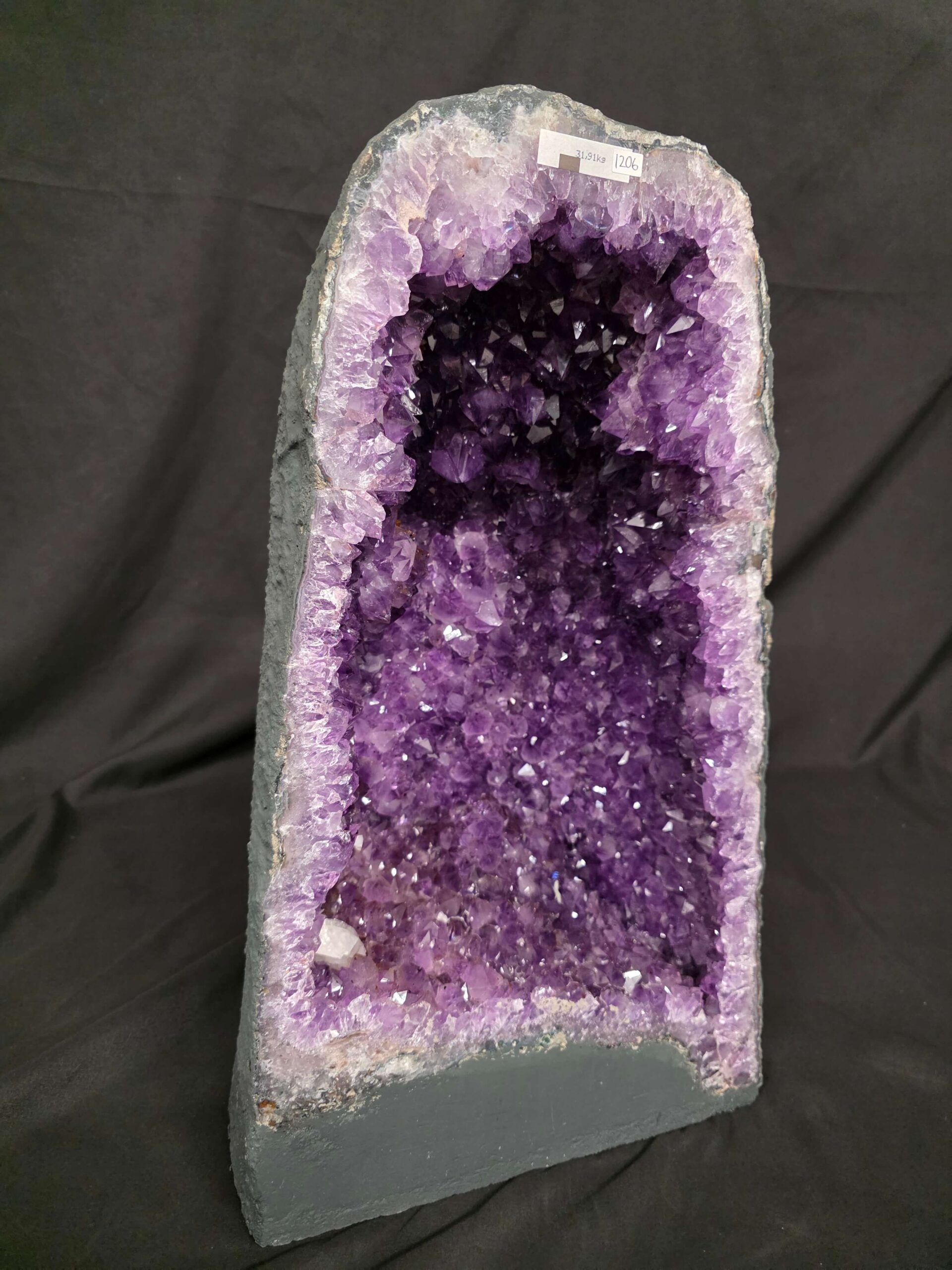 Tall Amethyst Crystal Geode 1206 Premium Queen Grade 31.91kg H51xW30xD18cm - Image 3
