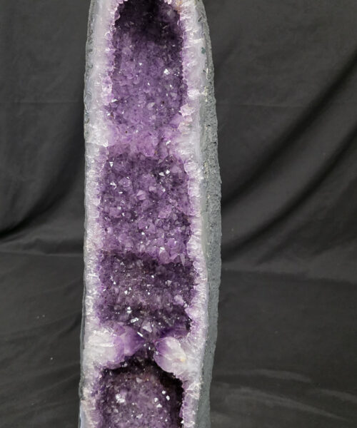 Very Tall Amethyst Crystal Geode 1209 Premium Queen Grade 35.99kg H77xW18xD23cm - Image 4