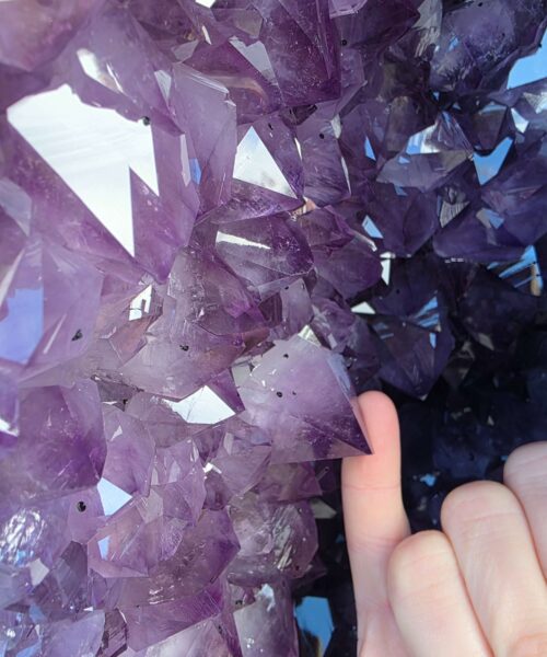 Very Tall Amethyst Crystal Geode 1214 Premium Queen Grade 60kg – H80xW27xD25cm - Image 10