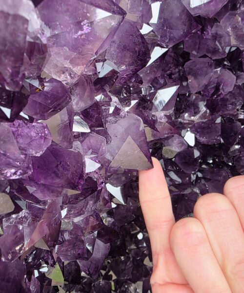 Very Tall Amethyst Crystal Geode 1219 Premium Queen Grade 116kg – H107xW46xD34cm - Image 11