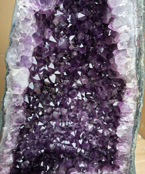 Very Tall Amethyst Crystal Geode 1219 Premium Queen Grade 116kg – H107xW46xD34cm - Image 9