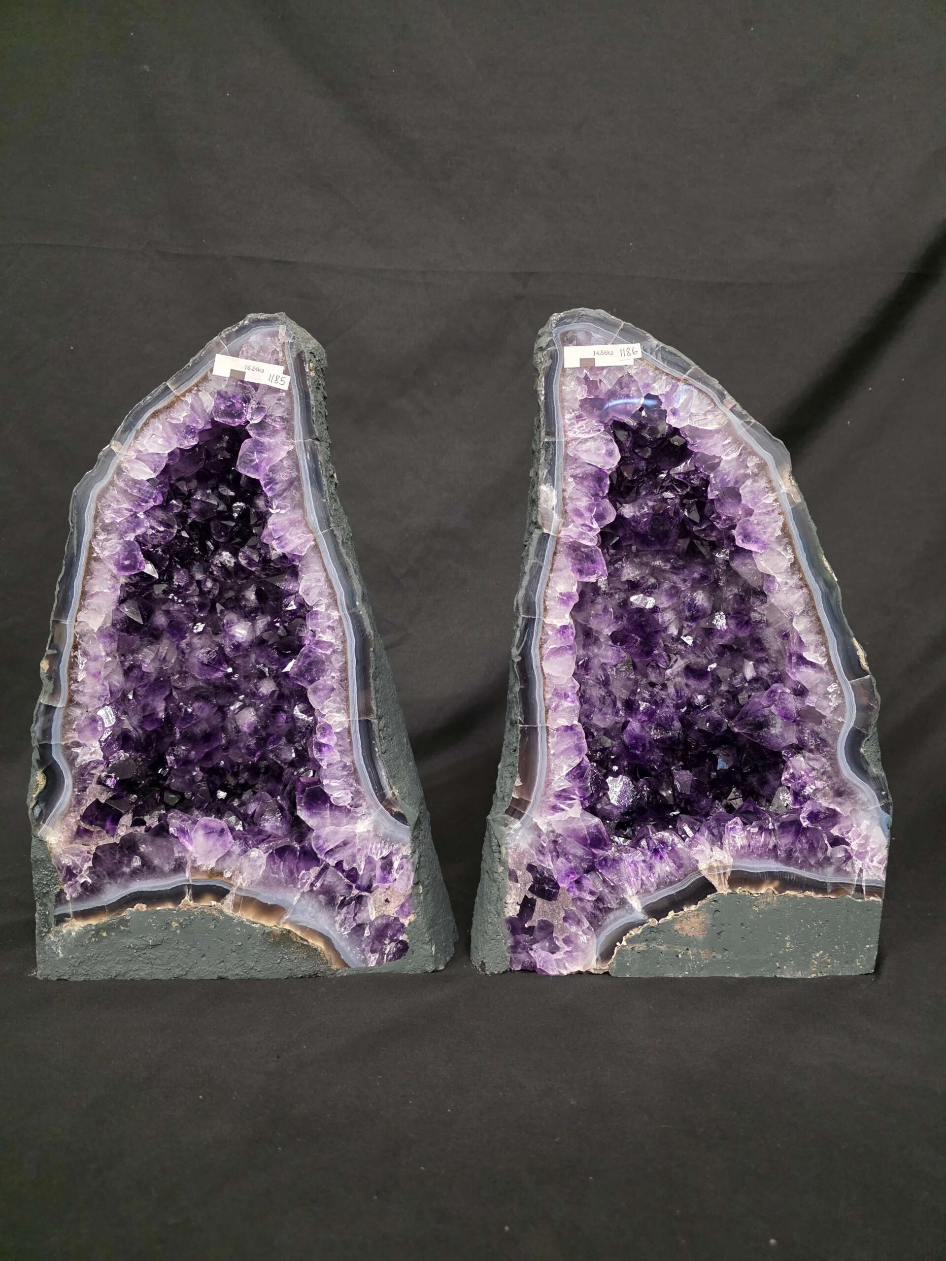 Amethyst Crystal Geode PAIR 1185 & 1186 Premium Queen Grade 16kg each - H39xW24xD17cm - Image 7