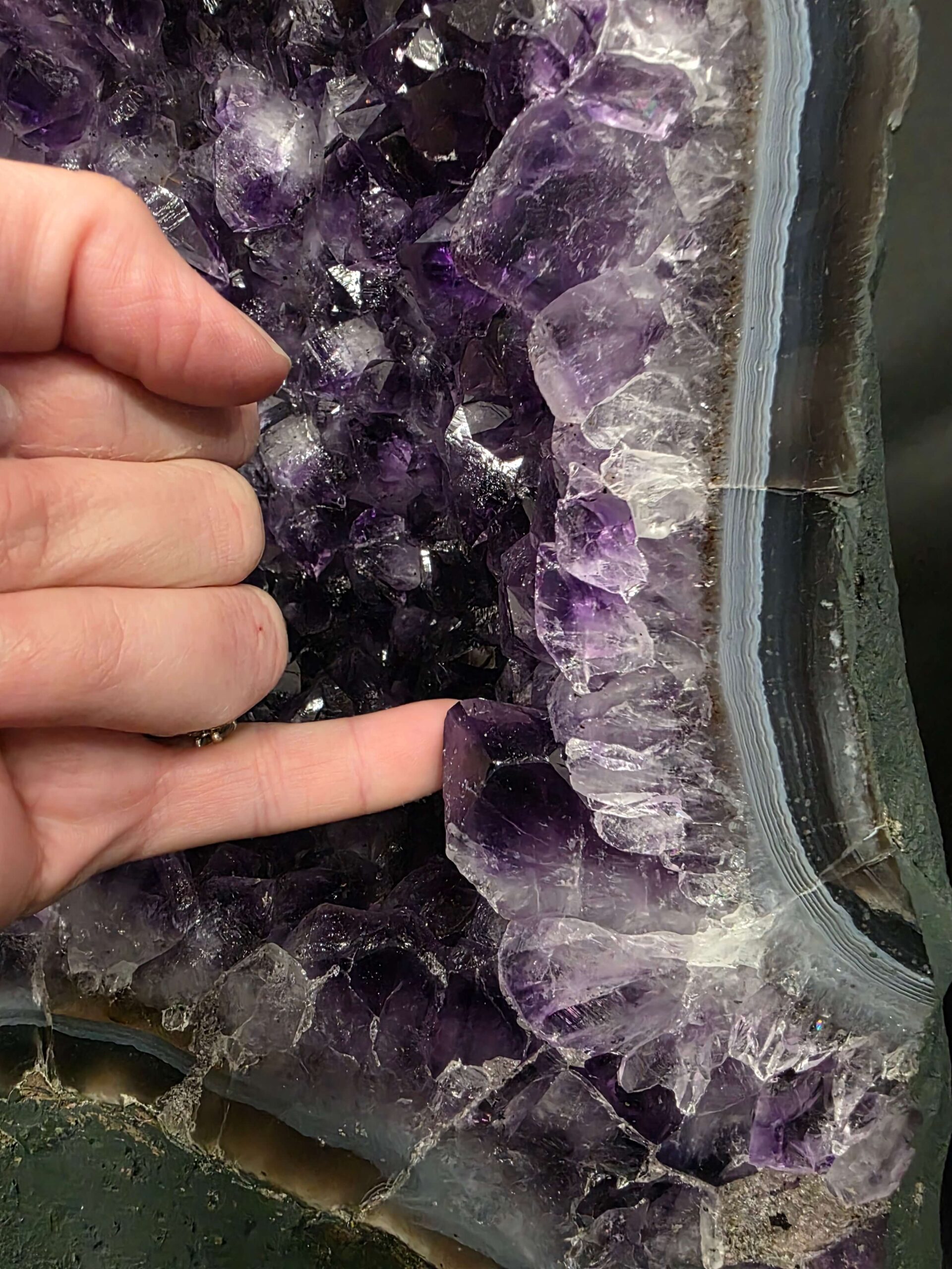 Amethyst Crystal Geode PAIR 1185 & 1186 Premium Queen Grade 16kg each - H39xW24xD17cm - Image 10