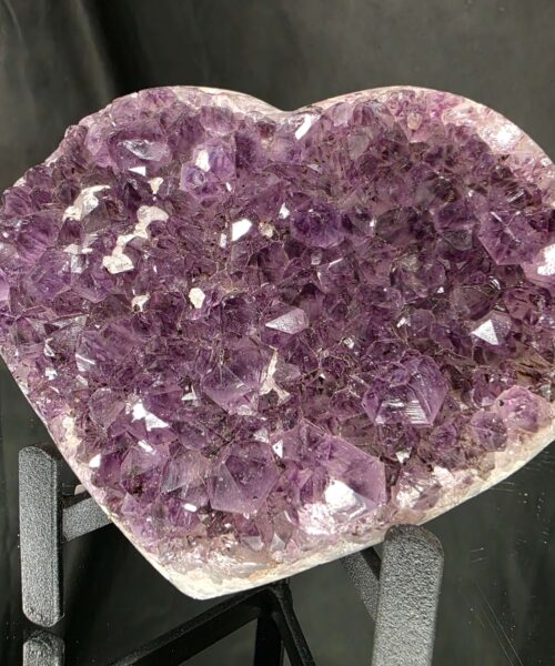Amethyst Heart on Stand 2 Purple Quartz Geode Crystal Gift 762g - H12xW13xD6cm - Image 7