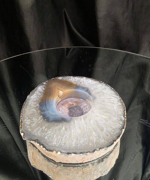 Large Natural Caramel - Natural Edge Agate Slice 1 Handpicked 401g H2xW11xD10.5cm Microcrystalline Quartz Tealight Candle Holder - Image 3