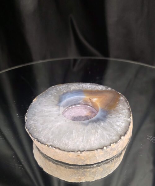 Large Natural Caramel - Natural Edge Agate Slice 1 Handpicked 401g H2xW11xD10.5cm Microcrystalline Quartz Tealight Candle Holder - Image 4