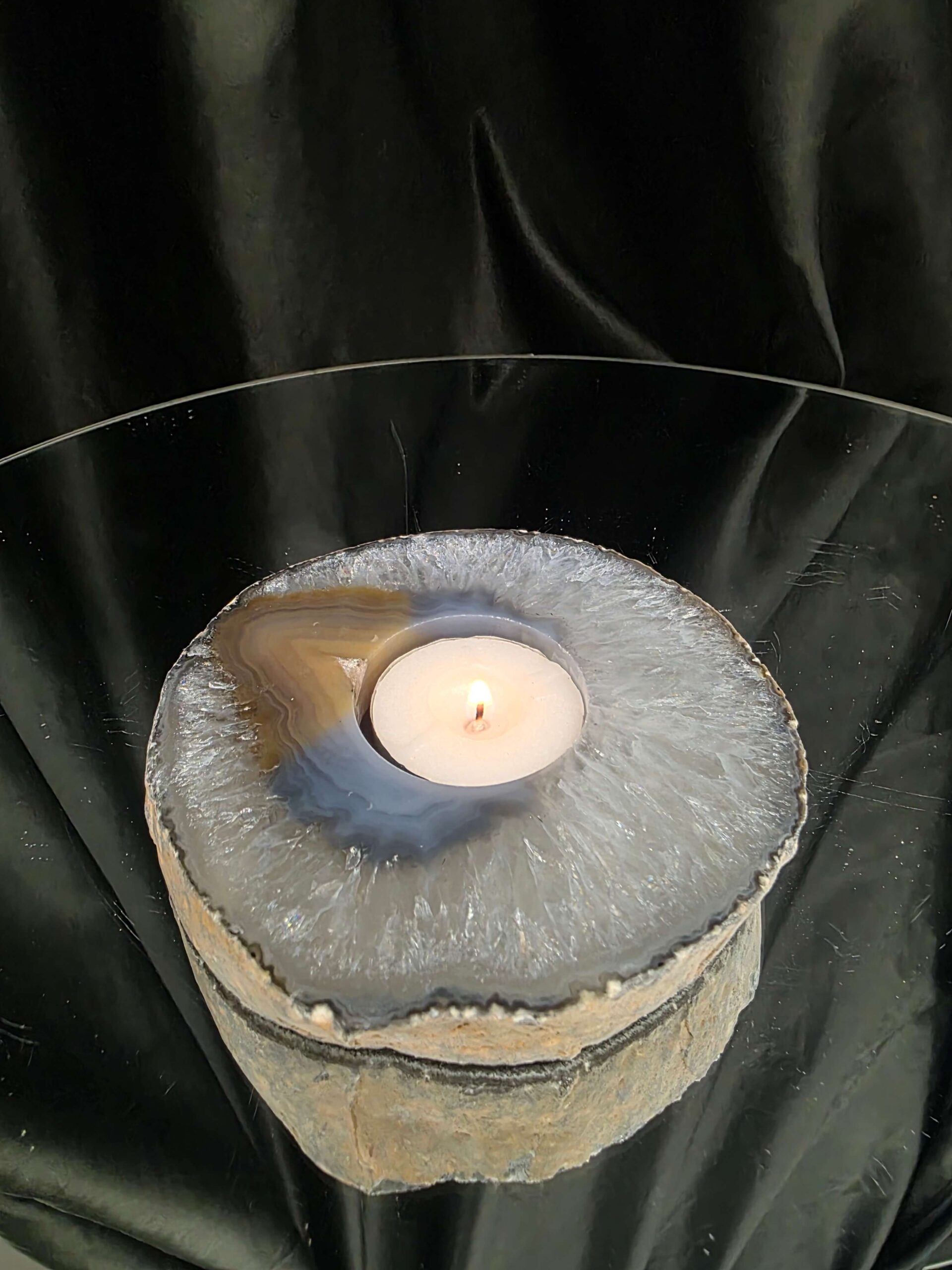 Large Natural Caramel - Natural Edge Agate Slice 1 Handpicked 401g H2xW11xD10.5cm Microcrystalline Quartz Tealight Candle Holder - Image 7