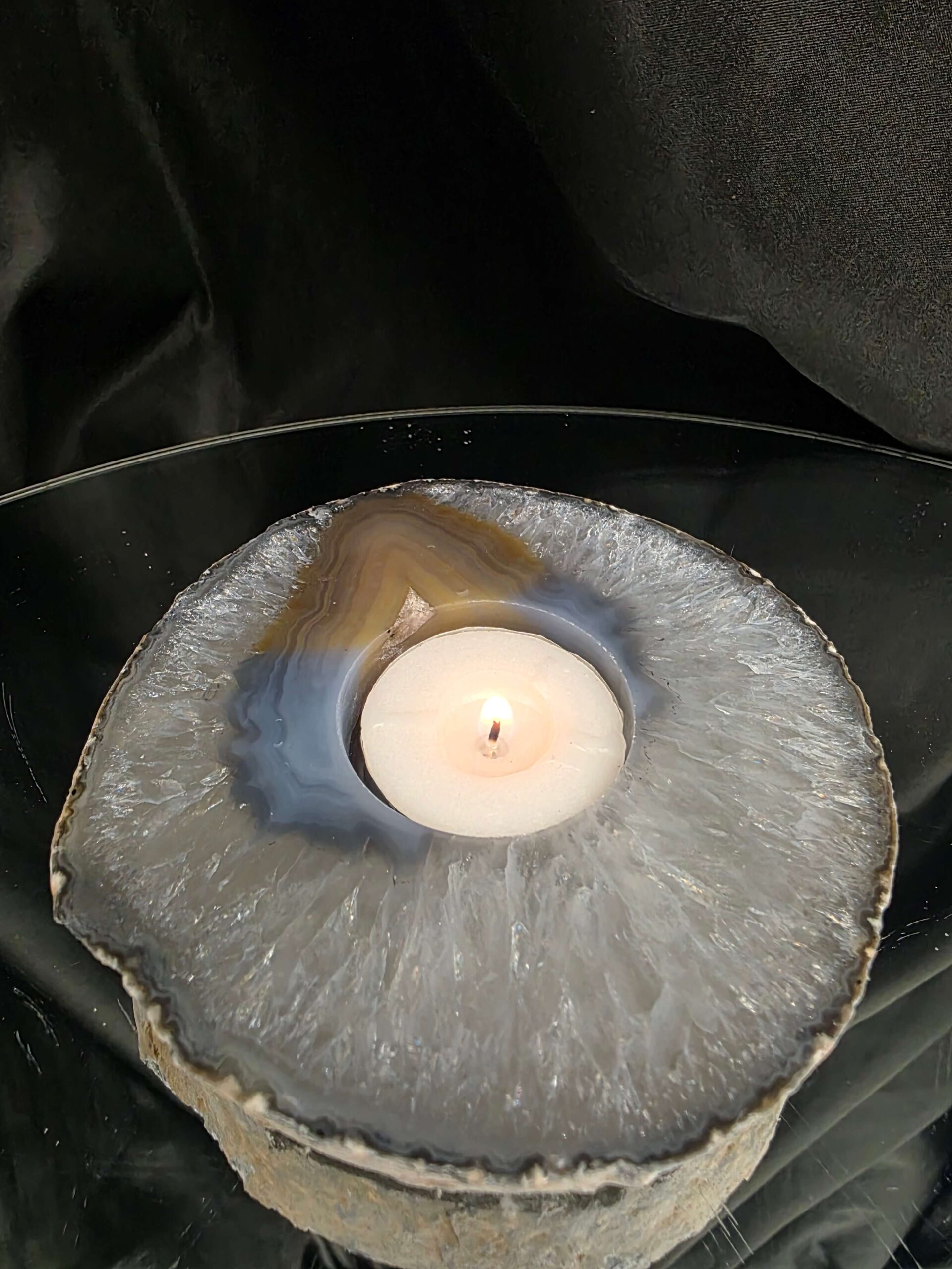 Large Natural Caramel - Natural Edge Agate Slice 1 Handpicked 401g H2xW11xD10.5cm Microcrystalline Quartz Tealight Candle Holder