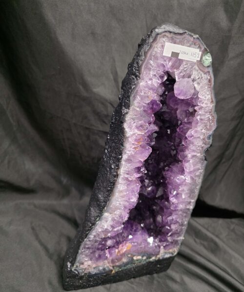 Amethyst Crystal Geode 1152 Premium Queen Grade 7.09kg H37xW18xD10cm - Image 4