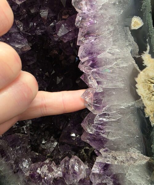 Amethyst Crystal Geode 1146 Premium Queen Grade 6.83kg H32xW19xD12cm - Image 10
