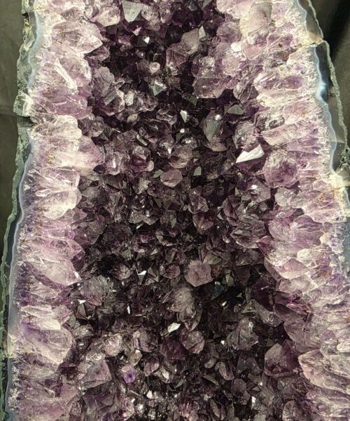 Amethyst Crystal Geode 1160 Premium Queen Grade 9.7kg H44xW17xD9cm - Image 7