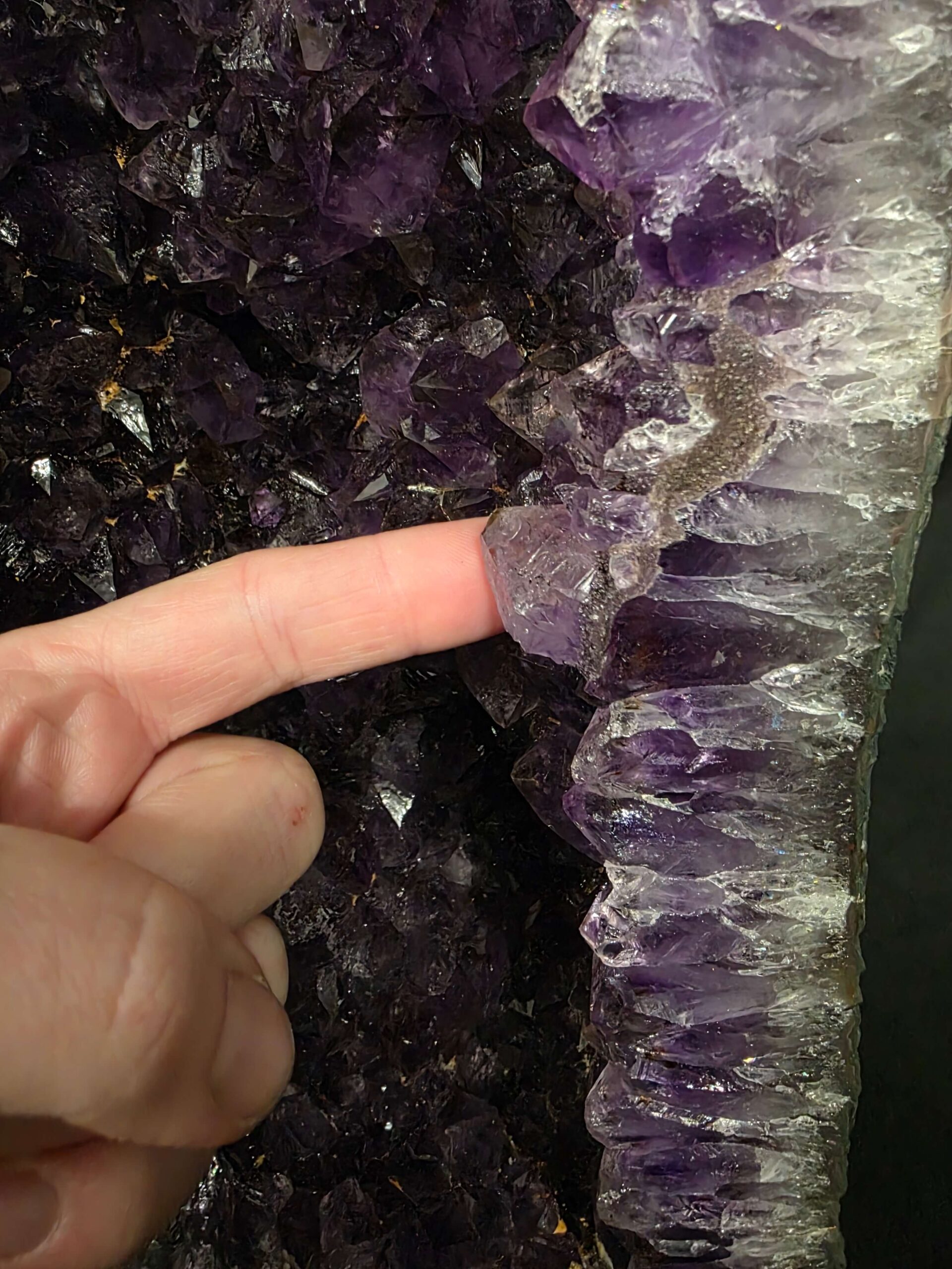 Tall Amethyst Crystal Geode 1191 Premium Queen Grade 17.2kg H52xW19xD13cm - Image 2