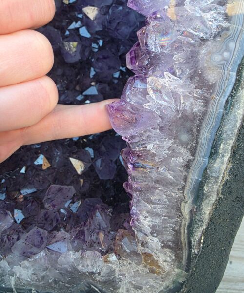Very Tall Amethyst Crystal Geode 1223 Premium Queen Grade 76kg H120xW25xD26cm - Image 4