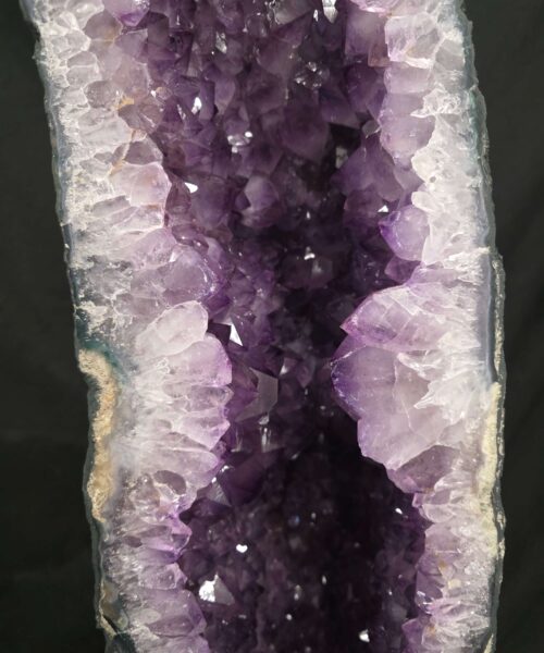 Very Tall Amethyst Crystal Geode 1228 Premium Queen Grade 90kg 116xW24xD31cm - Image 5
