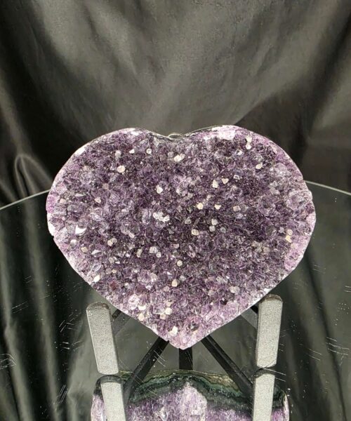 Amethyst Heart on Stand 10 Purple Quartz Geode Crystal Gift 598g - H10xW12xD6cm - Image 8