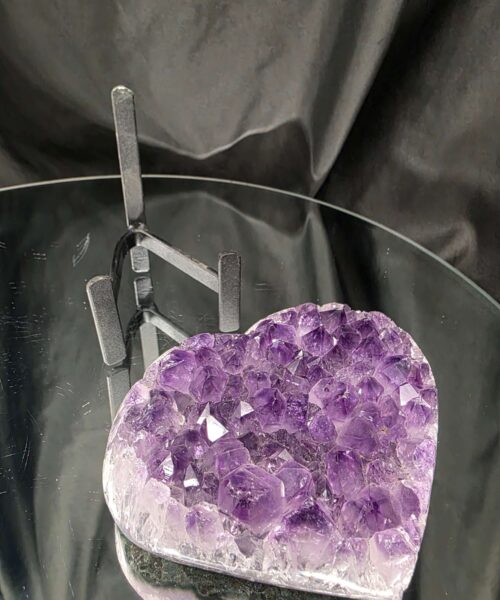 Amethyst Heart on Stand 11 Purple Quartz Geode Crystal Gift 525g - H10xW10xD6cm - Image 7