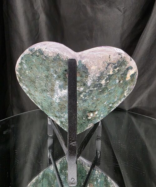 Amethyst Heart on Stand 12 Purple Quartz Geode Crystal Gift 1.243g - H15xW17xD10cm - Image 5