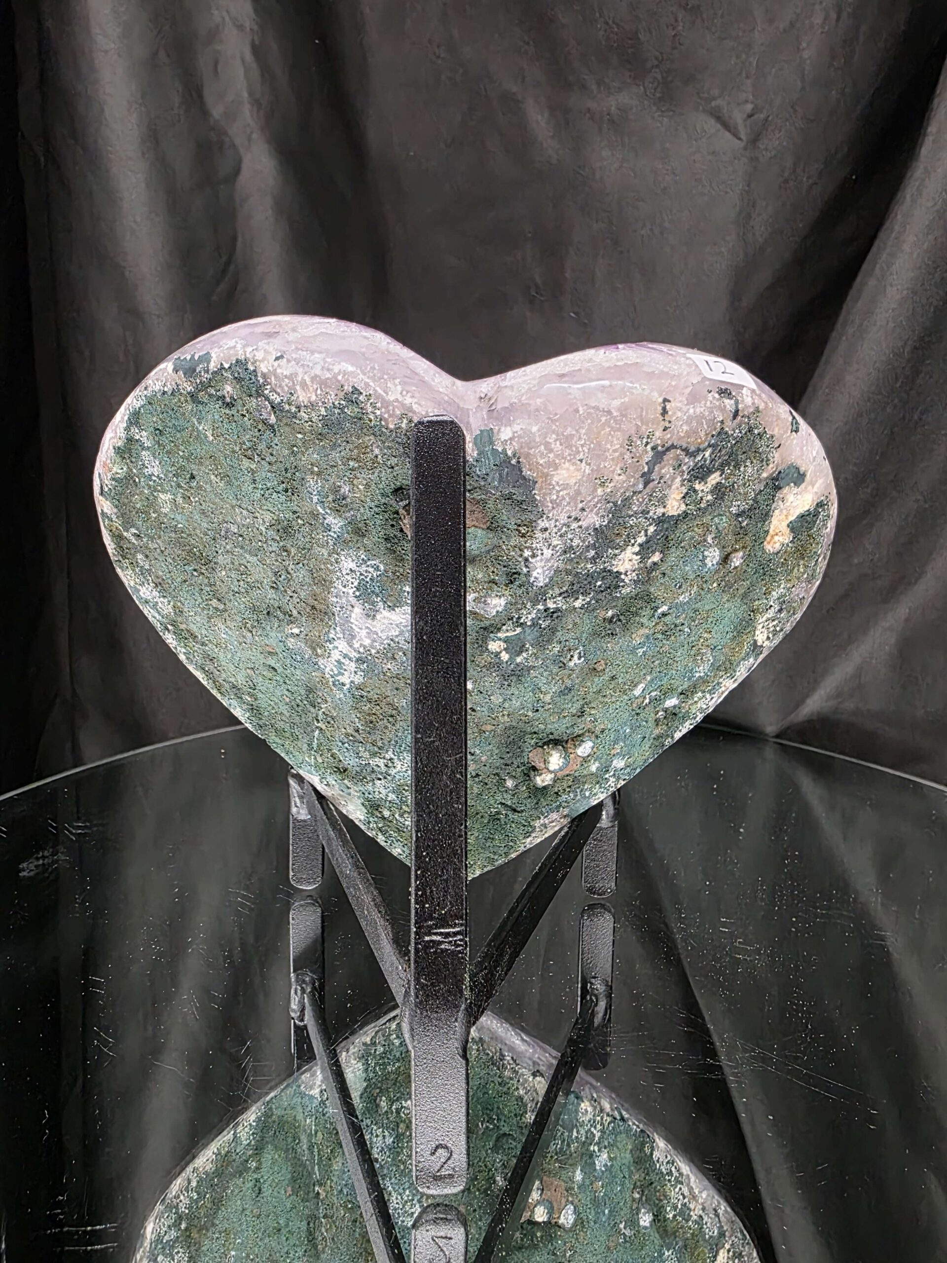 Amethyst Heart on Stand 12 Purple Quartz Geode Crystal Gift 1.243g - H15xW17xD10cm - Image 5