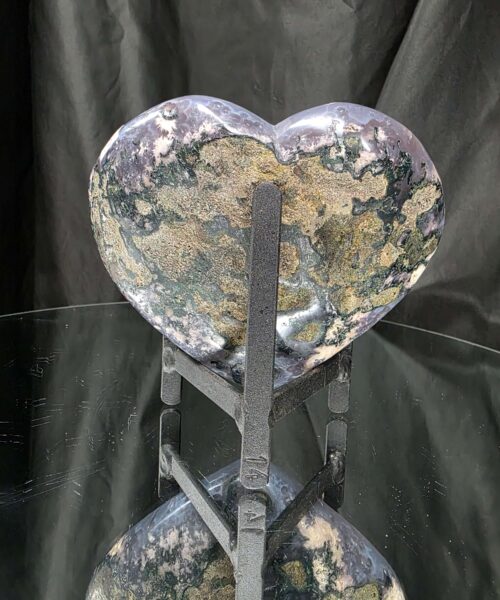 Amethyst Heart on Stand 15 Purple Quartz Geode Crystal Gift 704g - H12xW13xD6cm - Image 5