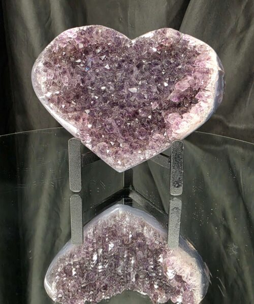 Amethyst Heart on Stand 15 Purple Quartz Geode Crystal Gift 704g - H12xW13xD6cm - Image 9